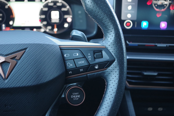 CUPRA Formentor 1.4 e-Hybrid 245 PK VZ Performance PHEV, Panoramadak, Keyless, Stuur-Startknop, Winterpakket, Memory