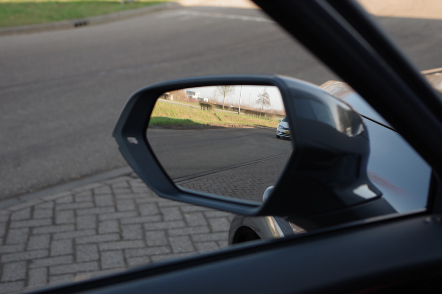 CUPRA Formentor 1.4 e-Hybrid 245 PK VZ Performance PHEV, Panoramadak, Keyless, Stuur-Startknop, Winterpakket, Memory