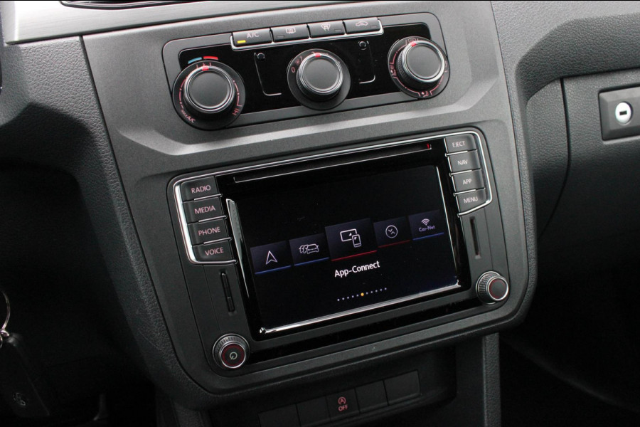 Volkswagen Caddy 2.0 TDI L1H1 BMT 189PK / FULL OPTIONS / GTI INTERIEUR / R- LINE / NIEUWSTAAT / ELEK- PAKKET / NAV / APPLE CARPLAY