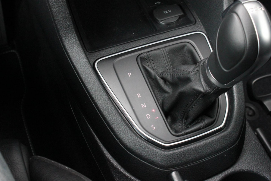 Volkswagen Caddy 2.0 TDI L1H1 BMT 189PK / FULL OPTIONS / GTI INTERIEUR / R- LINE / NIEUWSTAAT / ELEK- PAKKET / NAV / APPLE CARPLAY