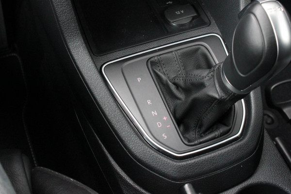 Volkswagen Caddy 2.0 TDI L1H1 BMT 189PK / FULL OPTIONS / GTI INTERIEUR / R- LINE / NIEUWSTAAT / ELEK- PAKKET / NAV / APPLE CARPLAY