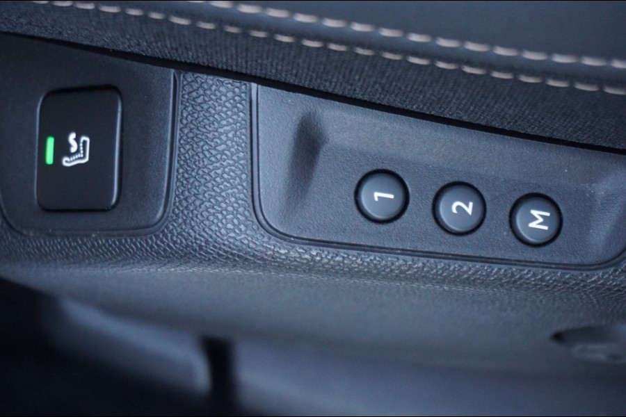 Peugeot 3008 225PK PHEV GT AUT. | PACK BUSINESS | NED. AUTO | MASSAGE STOEL