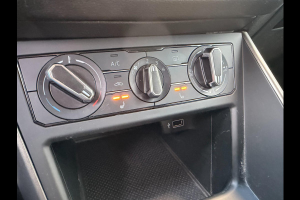 Volkswagen Polo 1.0 Carplay Stoelverw Parkpilot Dealer Onderhouden