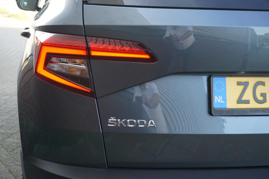 Škoda Karoq 1.5 TSI 150PK ACT Style Business/Trekhaak/18Inch./ Automaat DSG-7.