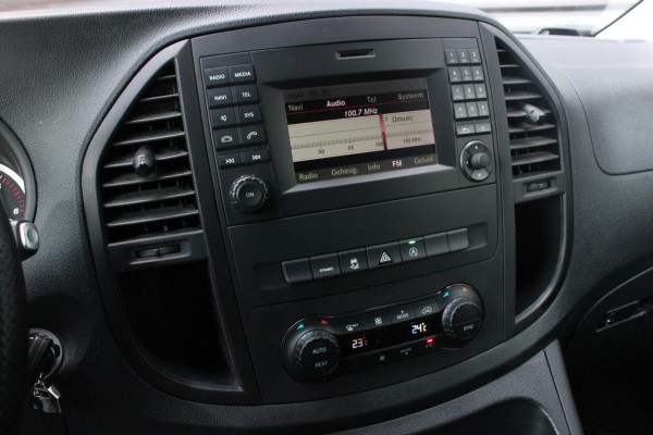 Mercedes-Benz Vito 190PK EXTRA LANG JB- EDITION FULL BLACK / AMG / SPOILER / VERLAGINGSVEREN / NAVIGATIE / SIDE- BARS / FULL / NAV