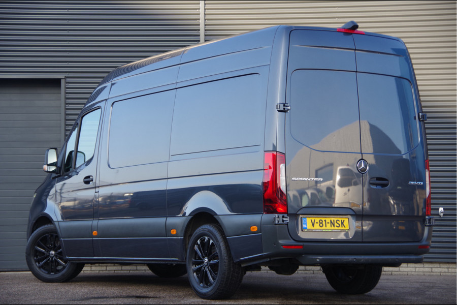 Mercedes-Benz Sprinter 319 3.0 CDI V6 L2H2 AUT. LED, LUCHTVERING, MBUX 10'', 360 CAMERA, STOELVERWARMING, CRUISE, CLIMA, PARKEERSENSOREN