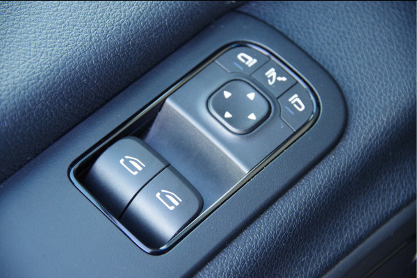 Mercedes-Benz Sprinter 319 3.0 CDI V6 L2H2 AUT. LED, LUCHTVERING, MBUX 10'', 360 CAMERA, STOELVERWARMING, CRUISE, CLIMA, PARKEERSENSOREN