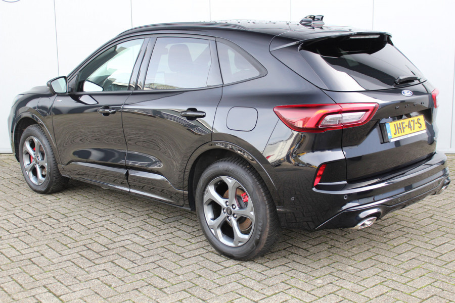 Ford Kuga 2.5-243pk PHEV ST-Line X. Trekgewicht 2.100kg. Nieuw Model ! Van €. 54.937,- voor €. 43.735,- Trekgewicht van 2.100kg ! Elektr. panodak., elektr. trekhaak, stoel-, stuur- en voorraamverw., 360gr. Camera, HUD, AppleCarplay/Androidauto, Elektr. verstelb. comfortstoelen, LED verl.