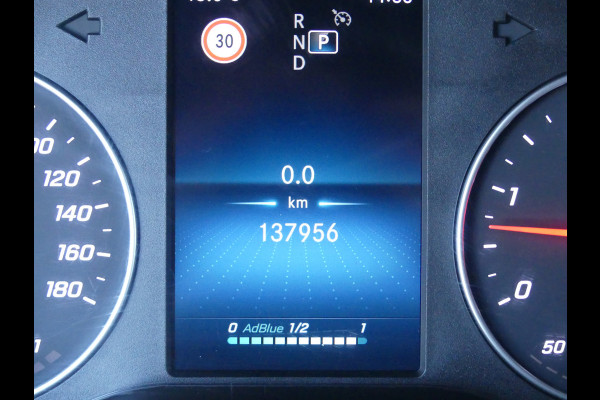 Mercedes-Benz Sprinter 319 CDI V6 L2H2 VANSTEP 3500KG Trekgewicht Camera/Navigatie