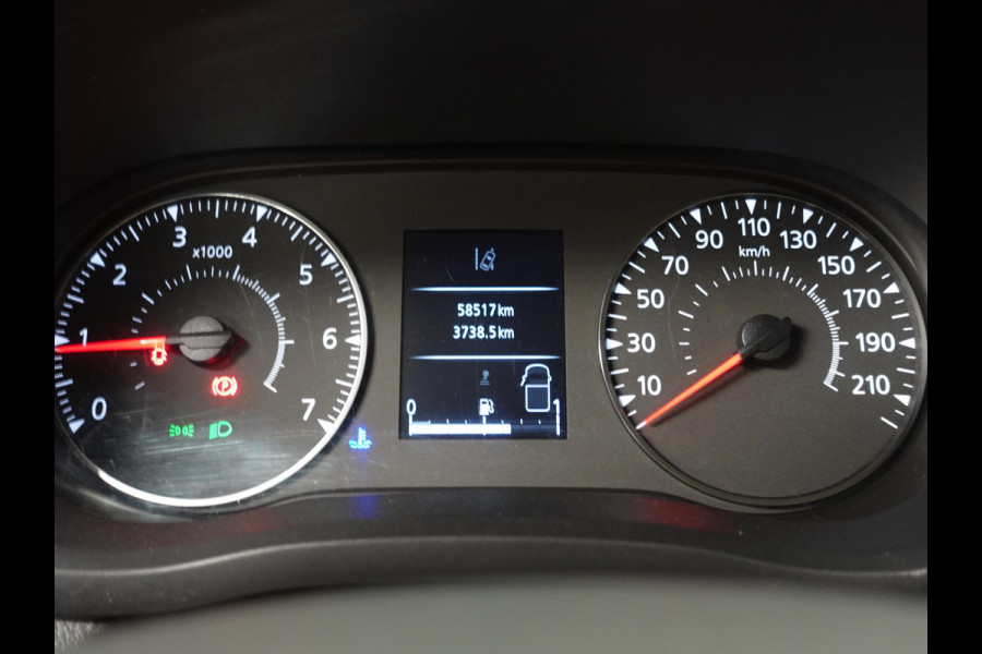 Renault Master T33 2.3 dCi 135PK L2H2 Work Edition Airco Cruise Camera Navi Parkeersensoren Trekhaak