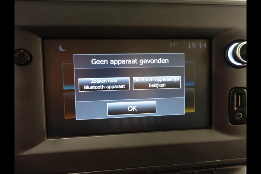 Renault Master T33 2.3 dCi 135PK L2H2 Work Edition Airco Cruise Camera Navi Parkeersensoren Trekhaak