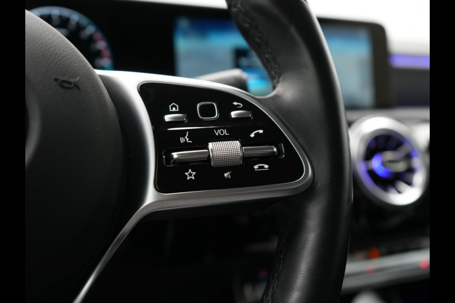 Mercedes-Benz CLA-Klasse Shooting Brake 250 e Progressive Plug In Hybrid 218pk Dealer O.H. PHEV | Adaptive Cruise | 360 Camera | Lederen Sportstoelen Massage & Memory | Widescreen Navi | Sfeerverlichting | Stoelen & Stuur Verwarmd | Apple Carplay | Navigatie | DAB |