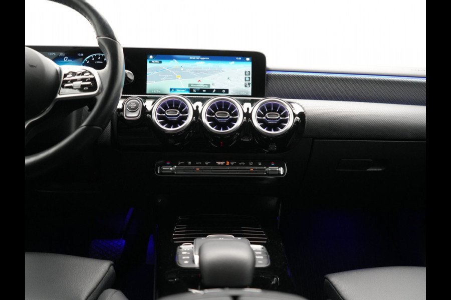 Mercedes-Benz CLA-Klasse Shooting Brake 250 e Progressive Plug In Hybrid 218pk Dealer O.H. PHEV | Adaptive Cruise | 360 Camera | Lederen Sportstoelen Massage & Memory | Widescreen Navi | Sfeerverlichting | Stoelen & Stuur Verwarmd | Apple Carplay | Navigatie | DAB |