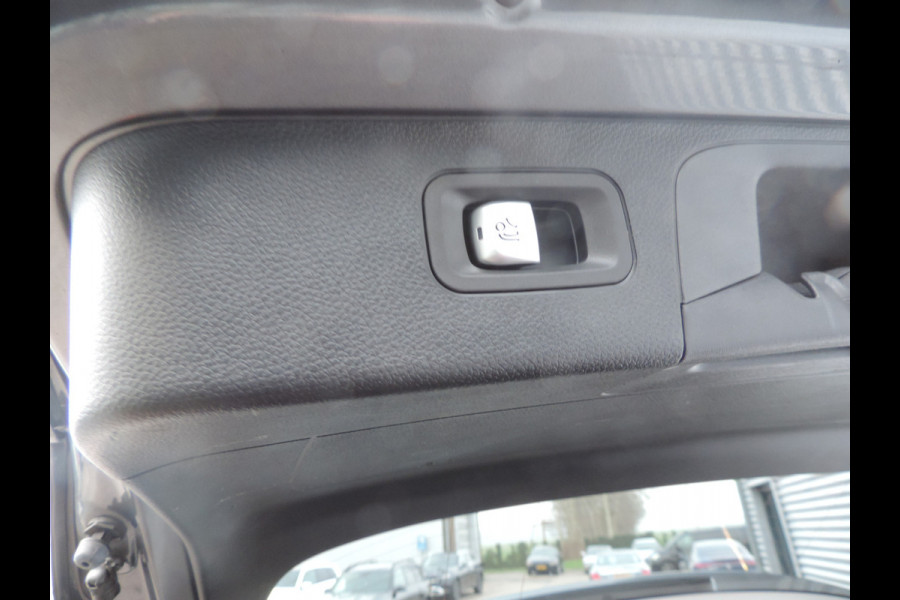 Mercedes-Benz GLC 250 d 4MATIC Premium Plus vol vol night  amg pakket