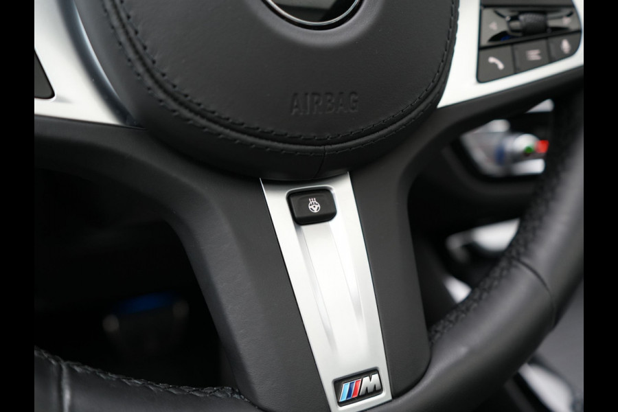 BMW X3 xDrive30e M Sport Plug In Hybrid 293pk Dealer O.H PHEV | Trekhaak Af Fabriek | Panodak | Adaptive Cruise | 360 Camera | Head Up | Sportstoelen Memory & Verwarmd | Harman & Kardon | Keyless | Apple Carplay | Virtual | Navigatie | DAB |