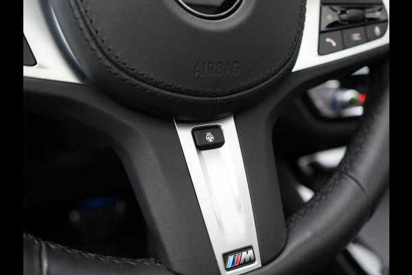 BMW X3 xDrive30e M Sport Plug In Hybrid 293pk Dealer O.H PHEV | Trekhaak Af Fabriek | Panodak | Adaptive Cruise | 360 Camera | Head Up | Sportstoelen Memory & Verwarmd | Harman & Kardon | Keyless | Apple Carplay | Virtual | Navigatie | DAB |