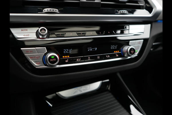 BMW X3 xDrive30e M Sport Plug In Hybrid 293pk Dealer O.H PHEV | Trekhaak Af Fabriek | Panodak | Adaptive Cruise | 360 Camera | Head Up | Sportstoelen Memory & Verwarmd | Harman & Kardon | Keyless | Apple Carplay | Virtual | Navigatie | DAB |