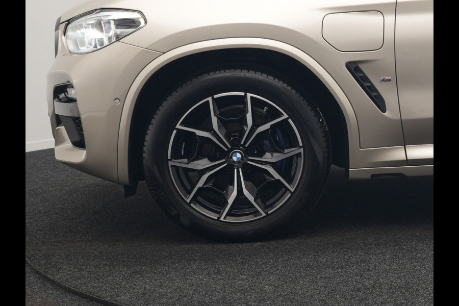 BMW X3 xDrive30e M Sport Plug In Hybrid 293pk Dealer O.H PHEV | Trekhaak Af Fabriek | Panodak | Adaptive Cruise | 360 Camera | Head Up | Sportstoelen Memory & Verwarmd | Harman & Kardon | Keyless | Apple Carplay | Virtual | Navigatie | DAB |