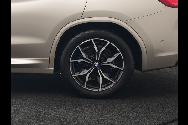 BMW X3 xDrive30e M Sport Plug In Hybrid 293pk Dealer O.H PHEV | Trekhaak Af Fabriek | Panodak | Adaptive Cruise | 360 Camera | Head Up | Sportstoelen Memory & Verwarmd | Harman & Kardon | Keyless | Apple Carplay | Virtual | Navigatie | DAB |