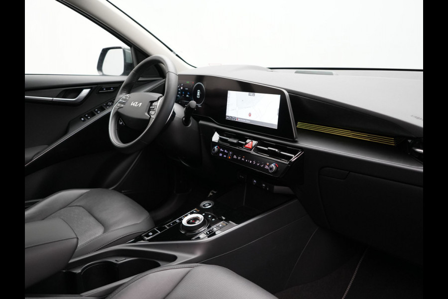 Kia Niro 1.6 GDi ExecutiveLine Plug In Hybrid 182pk Dealer O.H. PHEV | Adaptive Cruise | Head Up | Camera | Harman & Kardon | Lederen Sportstoelen Memory & Ventilatie | Stoelen & Stuur Verwarmd | Apple Carplay | Keyless | Blis | Sfeerverlichting |