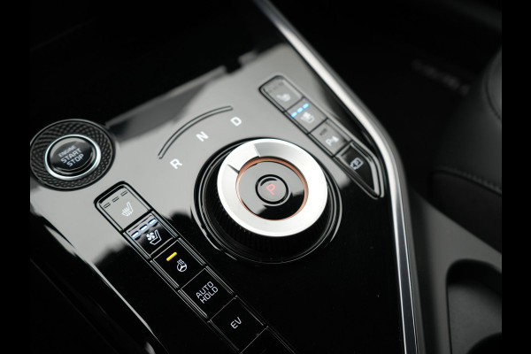 Kia Niro 1.6 GDi ExecutiveLine Plug In Hybrid 182pk Dealer O.H. PHEV | Adaptive Cruise | Head Up | Camera | Harman & Kardon | Lederen Sportstoelen Memory & Ventilatie | Stoelen & Stuur Verwarmd | Apple Carplay | Keyless | Blis | Sfeerverlichting |