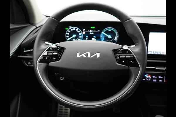 Kia Niro 1.6 GDi ExecutiveLine Plug In Hybrid 182pk Dealer O.H. PHEV | Adaptive Cruise | Head Up | Camera | Harman & Kardon | Lederen Sportstoelen Memory & Ventilatie | Stoelen & Stuur Verwarmd | Apple Carplay | Keyless | Blis | Sfeerverlichting |