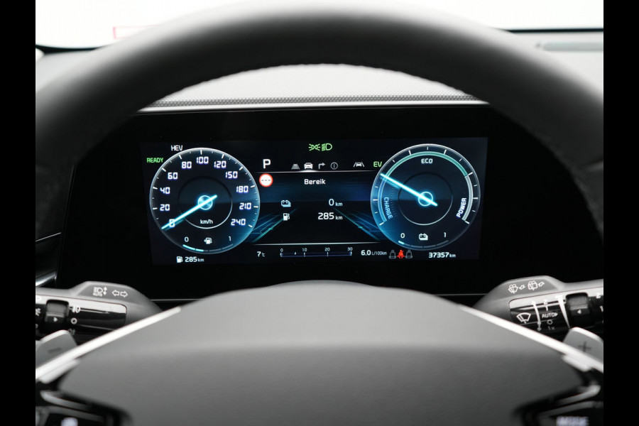 Kia Niro 1.6 GDi ExecutiveLine Plug In Hybrid 182pk Dealer O.H. PHEV | Adaptive Cruise | Head Up | Camera | Harman & Kardon | Lederen Sportstoelen Memory & Ventilatie | Stoelen & Stuur Verwarmd | Apple Carplay | Keyless | Blis | Sfeerverlichting |