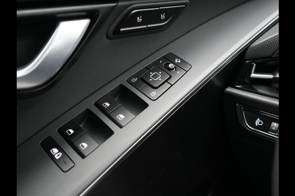 Kia Niro 1.6 GDi ExecutiveLine Plug In Hybrid 182pk Dealer O.H. PHEV | Adaptive Cruise | Head Up | Camera | Harman & Kardon | Lederen Sportstoelen Memory & Ventilatie | Stoelen & Stuur Verwarmd | Apple Carplay | Keyless | Blis | Sfeerverlichting |