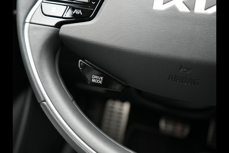 Kia Niro 1.6 GDi ExecutiveLine Plug In Hybrid 182pk Dealer O.H. PHEV | Adaptive Cruise | Head Up | Camera | Harman & Kardon | Lederen Sportstoelen Memory & Ventilatie | Stoelen & Stuur Verwarmd | Apple Carplay | Keyless | Blis | Sfeerverlichting |