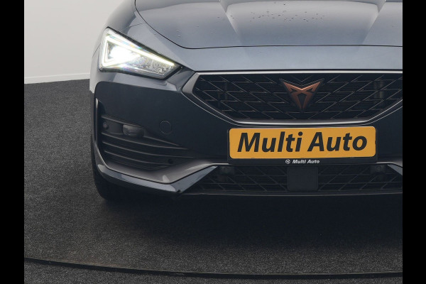 CUPRA Leon 1.4 e-Hybrid VZ Plug In Hybrid 245pk Dealer O.H PHEV | Adaptive Cruise | Camera | Keyless | Sportstoelen Verwarmd | Apple Carplay | Sfeerverlichting | Virtual | Navigatie | DAB+ | 19"L.M |