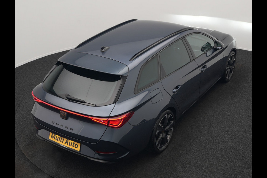 CUPRA Leon 1.4 e-Hybrid VZ Plug In Hybrid 245pk Dealer O.H PHEV | Adaptive Cruise | Camera | Keyless | Sportstoelen Verwarmd | Apple Carplay | Sfeerverlichting | Virtual | Navigatie | DAB+ | 19"L.M |