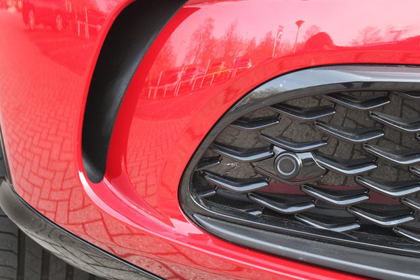 Alfa Romeo Tonale PHEV 280PK VELOCE | HARMAN/KARDON PREMIUM AUDIO | PREMIUM PACK: LEDEREN BEKLEDING/GEVENTILEERDE VOORSTOELEN/4-VOUDIG ELEKTRISCH VERSTELBARE LENDESTEUN VOORSTOELEN | WINTERPACK: STOEL/STUUR VERWARMING | STOEL VENTILATIE | TECHNOLOGY PACK: PARKEERWAARSCHUWING VOOR EN ACHTER/360° CAMERA/AUTOMATISCH INPARKEREN/ AUTONOMOUS DRIVING LEVEL 2: ADAPTIVE CRUISE CONTROL/LANE CENTERING ASSIST/TRAFFIC JAM ASSIST DODEHOEK DETECTIE AUTOMATISCH DIMMENDE BUITENSPIEGELS | DRAADLOZE TELEFOONLADER | FULL LED MATRIX KOPLAMPEN | DUAL STAGE VALVE: ACTIEVE DEMPING | KEYLESS ENTRY/START | 20" L