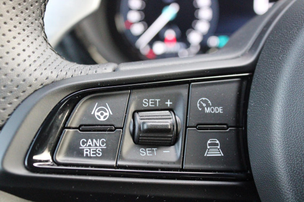 Alfa Romeo Tonale PHEV 280PK VELOCE | HARMAN/KARDON PREMIUM AUDIO | PREMIUM PACK: LEDEREN BEKLEDING/GEVENTILEERDE VOORSTOELEN/4-VOUDIG ELEKTRISCH VERSTELBARE LENDESTEUN VOORSTOELEN | WINTERPACK: STOEL/STUUR VERWARMING | STOEL VENTILATIE | TECHNOLOGY PACK: PARKEERWAARSCHUWING VOOR EN ACHTER/360° CAMERA/AUTOMATISCH INPARKEREN/ AUTONOMOUS DRIVING LEVEL 2: ADAPTIVE CRUISE CONTROL/LANE CENTERING ASSIST/TRAFFIC JAM ASSIST DODEHOEK DETECTIE AUTOMATISCH DIMMENDE BUITENSPIEGELS | DRAADLOZE TELEFOONLADER | FULL LED MATRIX KOPLAMPEN | DUAL STAGE VALVE: ACTIEVE DEMPING | KEYLESS ENTRY/START | 20" L