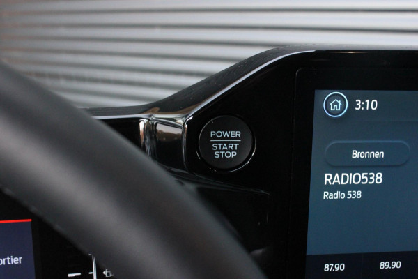 Ford Transit Custom 2.0 TDCI L2H1 170PK Limited DC / DUBBEL CABINE / JB- EDITION / DRIVER ASSISTANCE PACK / 5- ZITS /MY2024/CAMERA