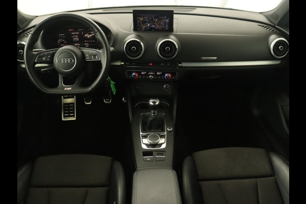 Audi A3 30 TFSI Advance Sport | Stoelverwarming | Virtual Cockpit | Carplay | Half leder | Navigatie | Full LED | Parkeerhulp | Bluetooth | Climate control | Cruise control