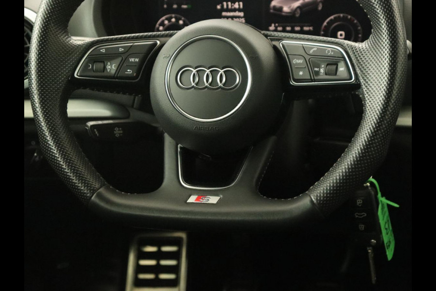 Audi A3 30 TFSI Advance Sport | Stoelverwarming | Virtual Cockpit | Carplay | Half leder | Navigatie | Full LED | Parkeerhulp | Bluetooth | Climate control | Cruise control
