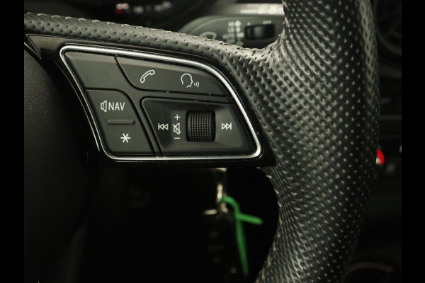 Audi A3 30 TFSI Advance Sport | Stoelverwarming | Virtual Cockpit | Carplay | Half leder | Navigatie | Full LED | Parkeerhulp | Bluetooth | Climate control | Cruise control