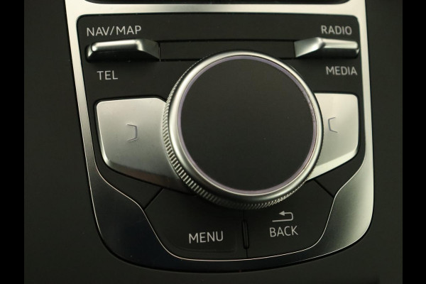 Audi A3 30 TFSI Advance Sport | Stoelverwarming | Virtual Cockpit | Carplay | Half leder | Navigatie | Full LED | Parkeerhulp | Bluetooth | Climate control | Cruise control