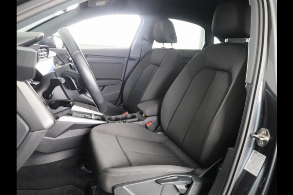 Audi A3 Limousine 30 TFSI Pro Line 110pk S-tronic | Stoelverwarming | 18 inch Lichtmetalen velgen | Cruise controle | Navigatie via App