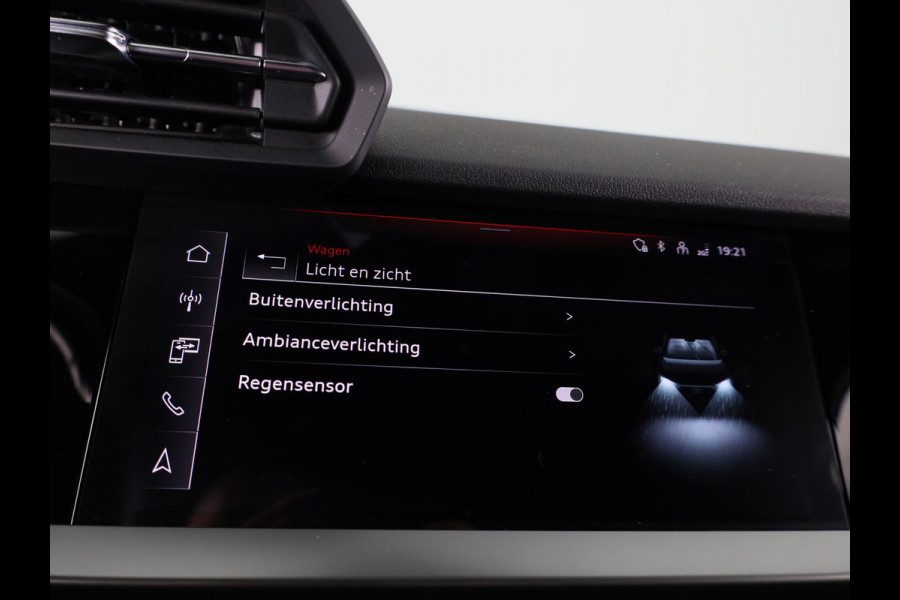 Audi A3 Limousine 30 TFSI Pro Line 110pk S-tronic | Stoelverwarming | 18 inch Lichtmetalen velgen | Cruise controle | Navigatie via App