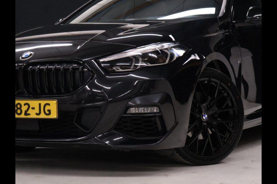 BMW 2 Serie Gran Coupé 218i M-Sport [SCHUIFKANTELDAK, APPLE CARPLAY, ANDROID, CAMERA, PDC V+A, VOL LEDER, CRUISE, CLIMATE, NIEUWSTAAT]