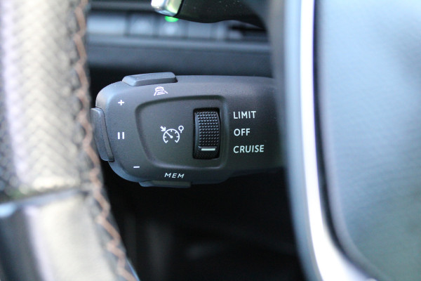 Peugeot 5008 1.2 PureTech GT 7p Automaat | Trekhaak | Camera | BLIS |