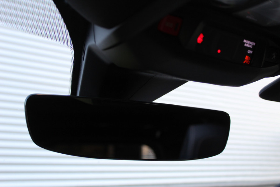 Peugeot 5008 1.2 PureTech GT 7p Automaat | Trekhaak | Camera | BLIS |