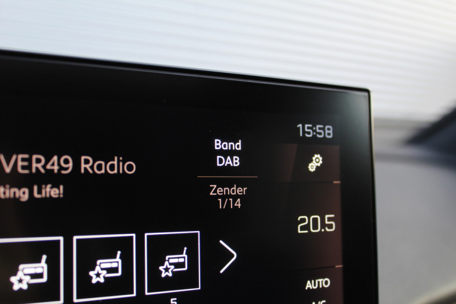 Peugeot 5008 1.2 PureTech GT 7p Automaat | Trekhaak | Camera | BLIS |