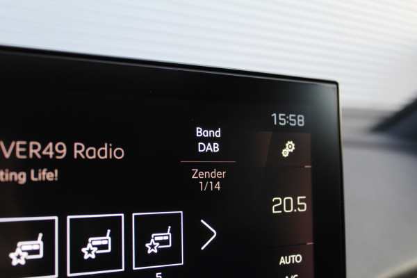 Peugeot 5008 1.2 PureTech GT 7p Automaat | Trekhaak | Camera | BLIS |