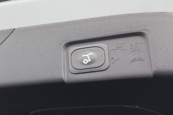 Ford Puma 1.0 EcoBoost Hybrid 125PK ST-Line X | Adaptieve Cruise | Panoramadak | 360 Camera | BLIS | B&O