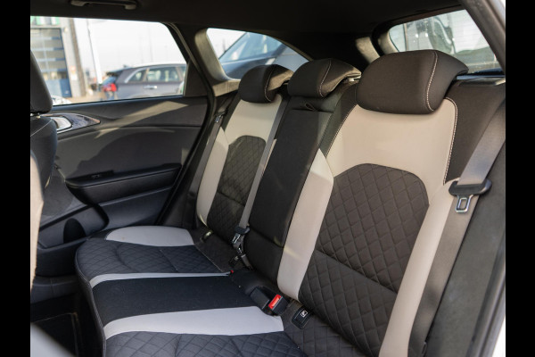 Kia Ceed Sportswagon 1.0 T-GDi GT-Line Edition | Schuifkantel dak | Navigatie | Clima |