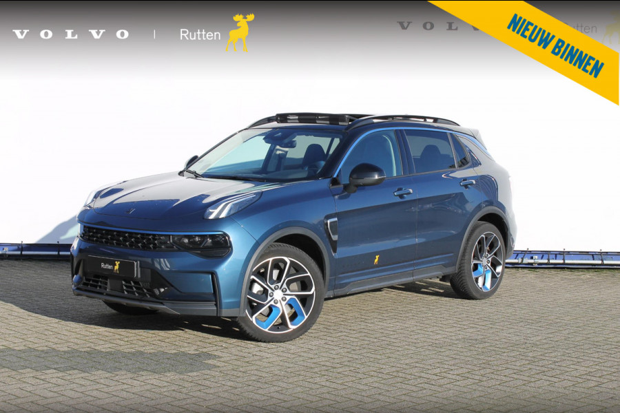 Lynk & Co 01 261pk Automaat Adaptieve Cruise Control / Elektrisch verstelbare voorstoelen / BLIS / Stoelverwarming / Climate Control / Parkeersensoren met 360 gradencamera / Regensensor