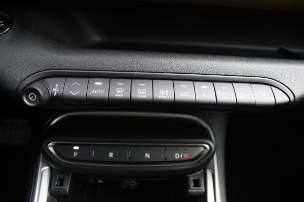 Jeep Avenger 1.2 110PK e-HYbrid SUMMIT | JBL PREMIUM AUDIO SYSTEEM | ACHTERUITRIJ CAMERA | STOEL VERWARMING | SFEERVERLICHTING | FULL LED KOPLAMPEN | 18" LICHTMETALEN VELGEN | DRAADLOZE TELEFOONLADER | DRAADLOZE APPLE CARPLAY/ANDROID AUTO | ADAPTIVE CRUISE CONTROL | PARKEERSENSOREN VOOR EN ACHTER | KEYLESS ENTRY/START | DODEHOEK DETECTIE | ELEKTRISCH BEDIENBARE ACHTERKLEP | VERWARMDE VOORRUIT | EXTRA GETINTE ACHTERRUITEN |