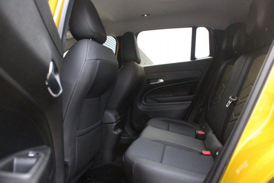 Jeep Avenger 1.2 110PK e-HYbrid SUMMIT | JBL PREMIUM AUDIO SYSTEEM | ACHTERUITRIJ CAMERA | STOEL VERWARMING | SFEERVERLICHTING | FULL LED KOPLAMPEN | 18" LICHTMETALEN VELGEN | DRAADLOZE TELEFOONLADER | DRAADLOZE APPLE CARPLAY/ANDROID AUTO | ADAPTIVE CRUISE CONTROL | PARKEERSENSOREN VOOR EN ACHTER | KEYLESS ENTRY/START | DODEHOEK DETECTIE | ELEKTRISCH BEDIENBARE ACHTERKLEP | VERWARMDE VOORRUIT | EXTRA GETINTE ACHTERRUITEN |